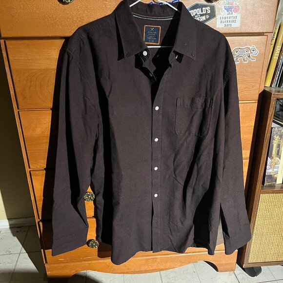 Denver Hayes Classic Fit Button-Down – Deep Brown (Men’s L) - Picture 3 of 4